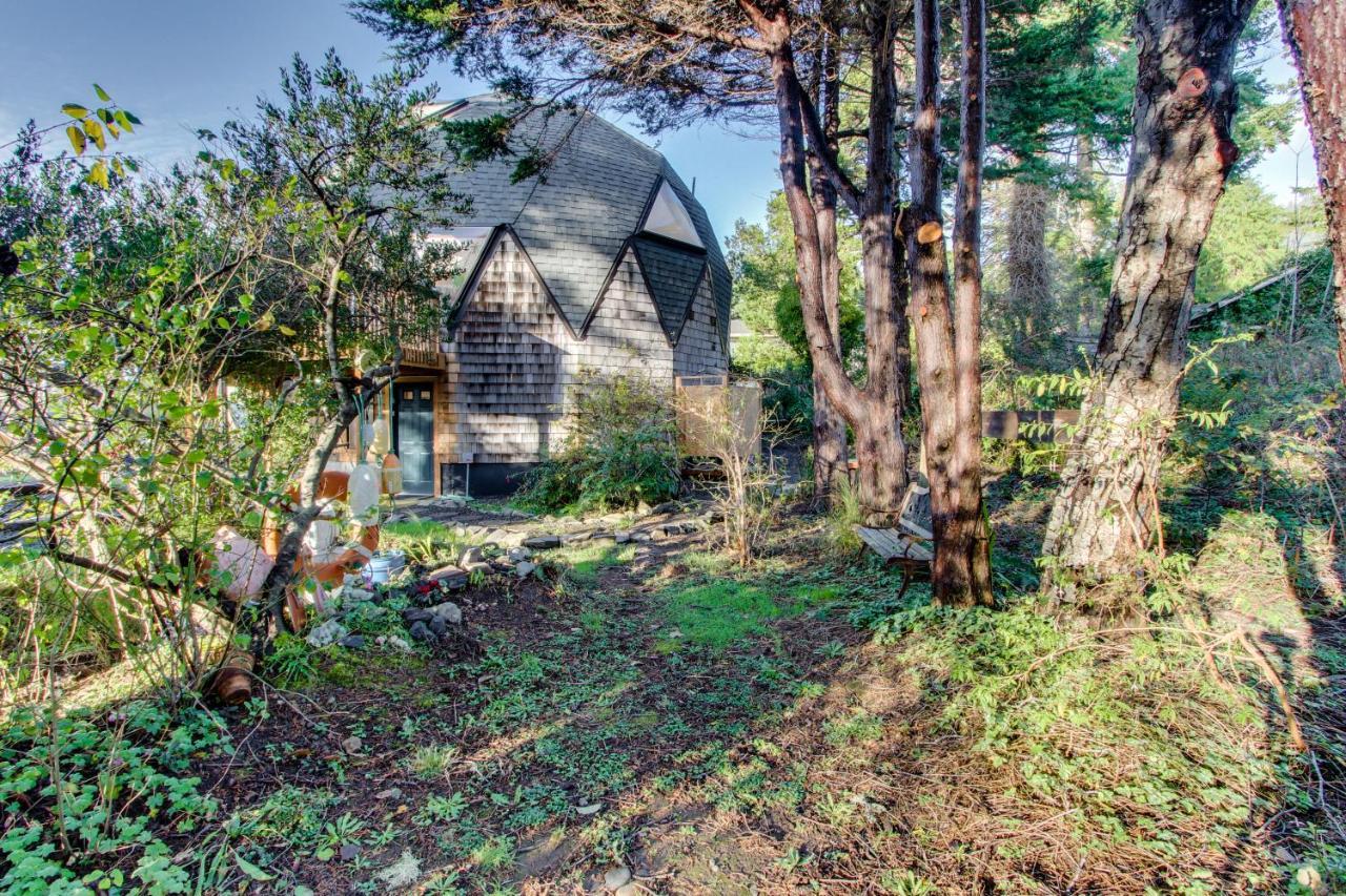 Surf Dome At Otter Rock Villa Kültér fotó